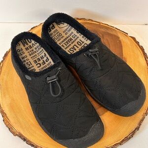 KEEN Howser III Slide slippers black smooth nylon fleece lining Women’s Size 7.5